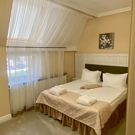 Boutique Hotel Deluxe Kamianets-Podilskyi Luaran gambar