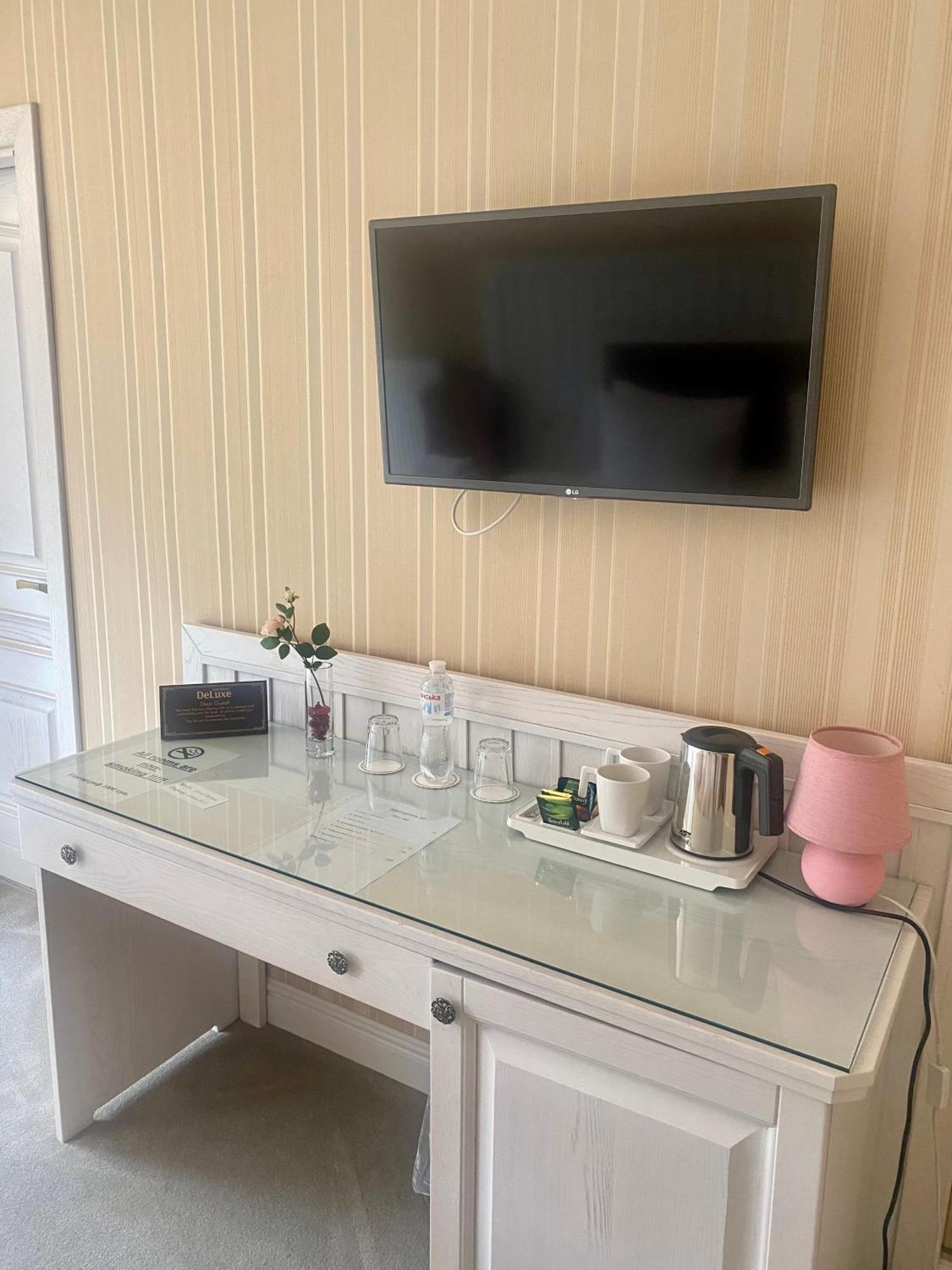 Boutique Hotel Deluxe Kamianets-Podilskyi Luaran gambar