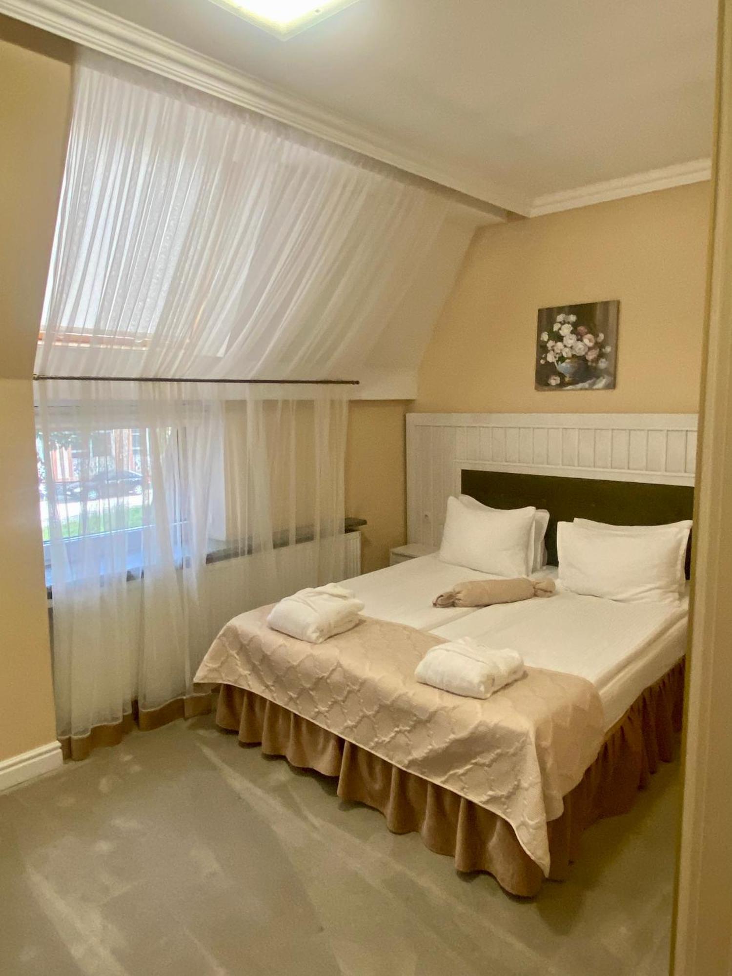 Boutique Hotel Deluxe Kamianets-Podilskyi Luaran gambar